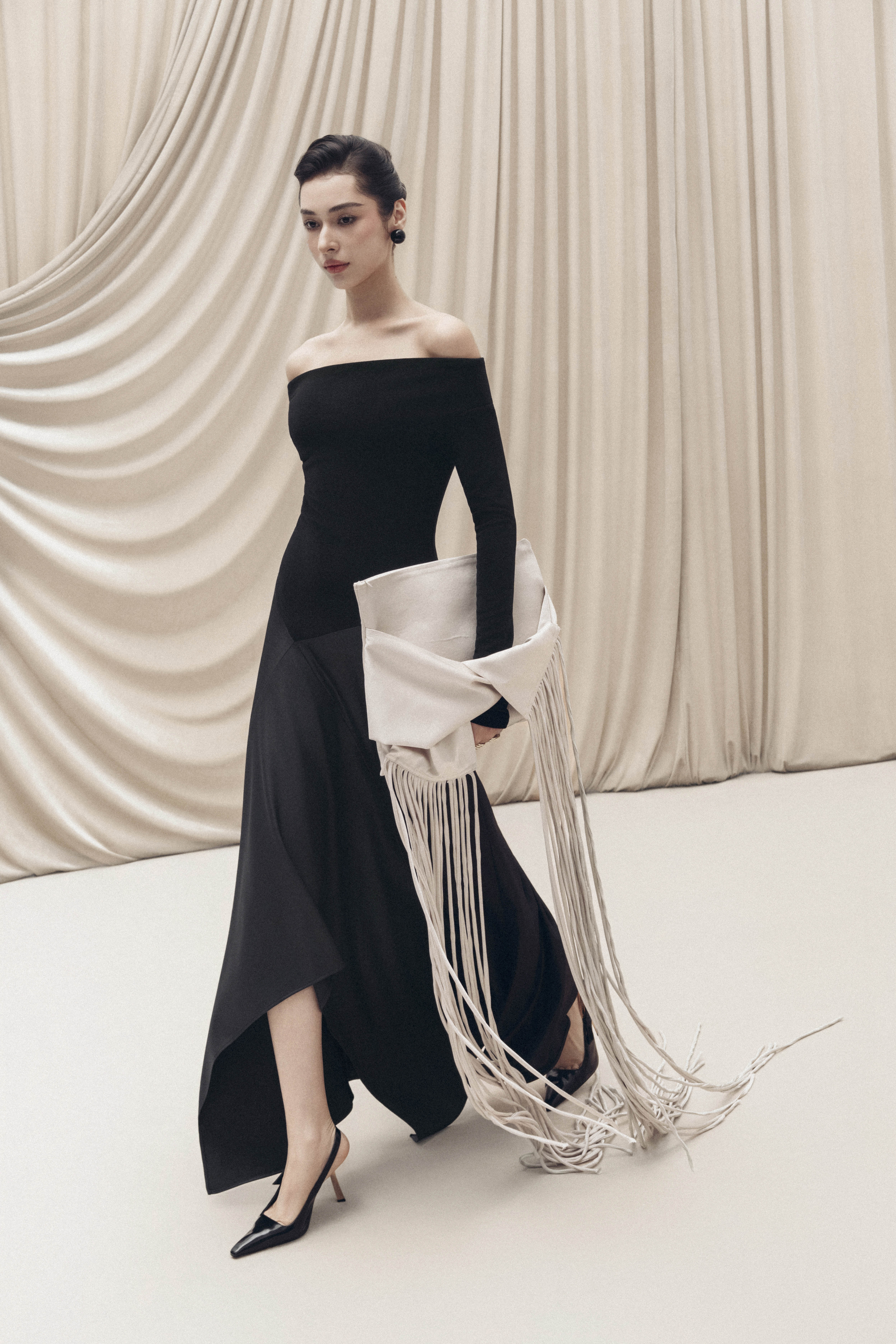 Asymmetric Off-Shoulder A-Line Midi in Black