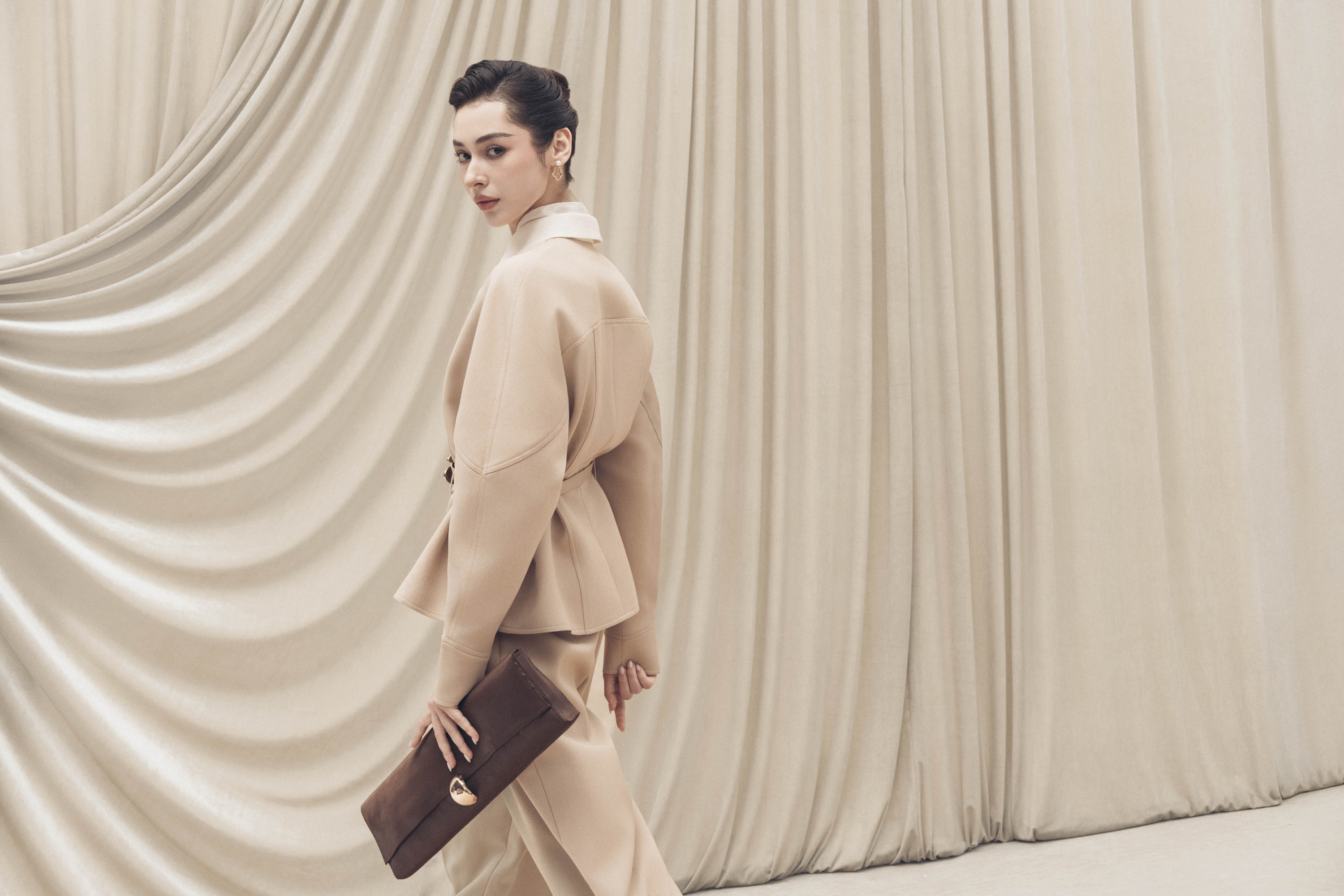 Quilted Structure Short Jacket & Pants in Hazelnut