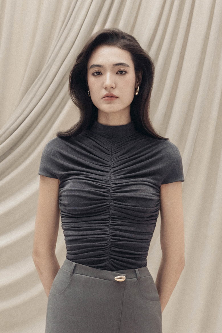 Linear-Ruching Fitted Top