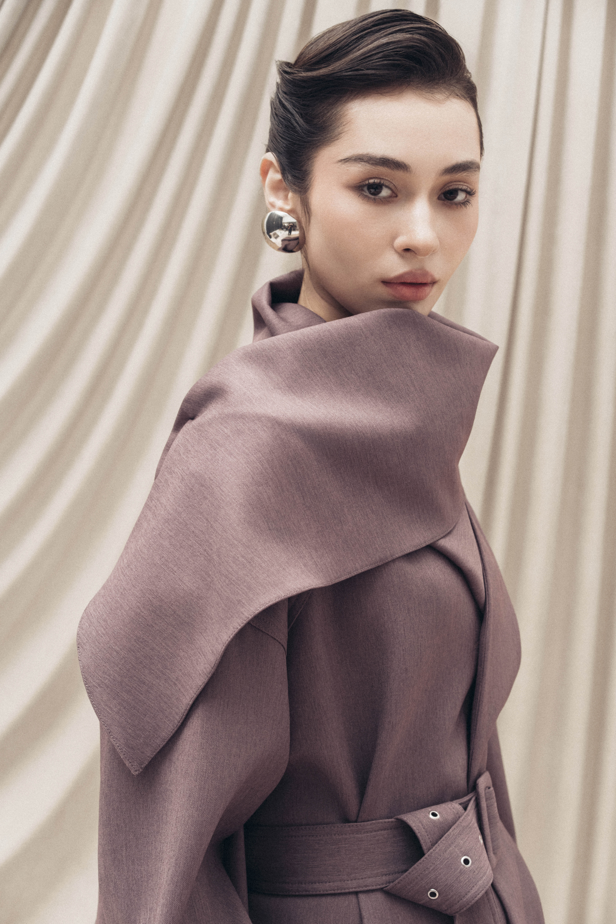 Cape-Collar Structured Trench Coat in Rose Taupe