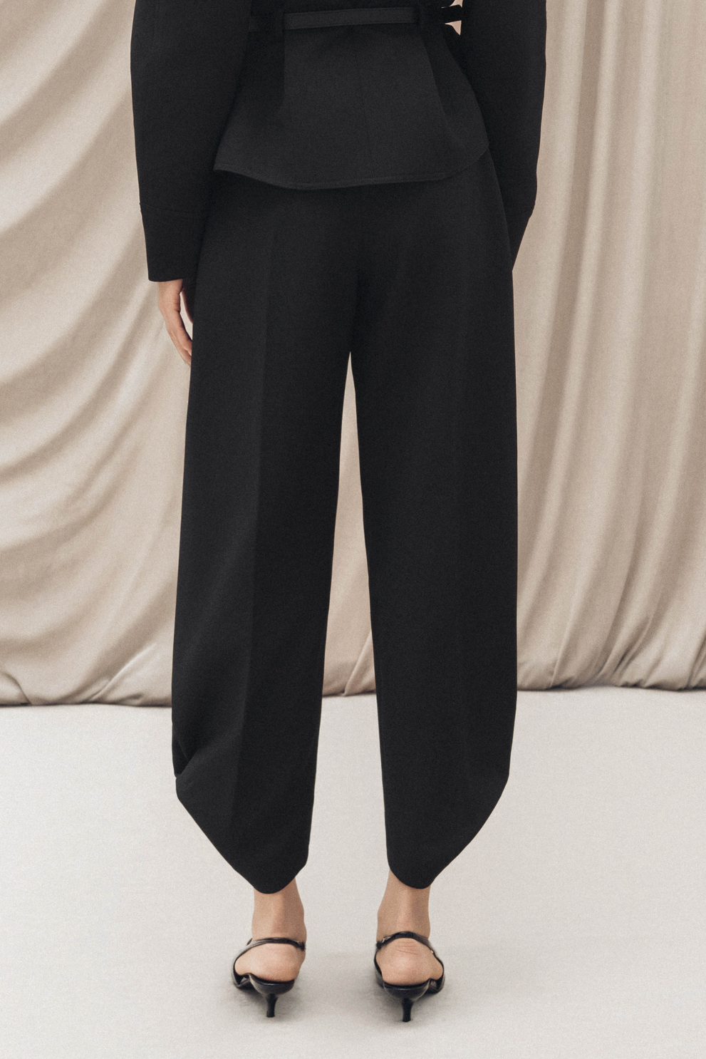 Twisted-Hem Cocoon Pants in Black