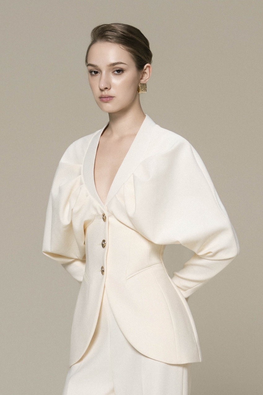 Luna Sculpted Blazer & Classic Pants