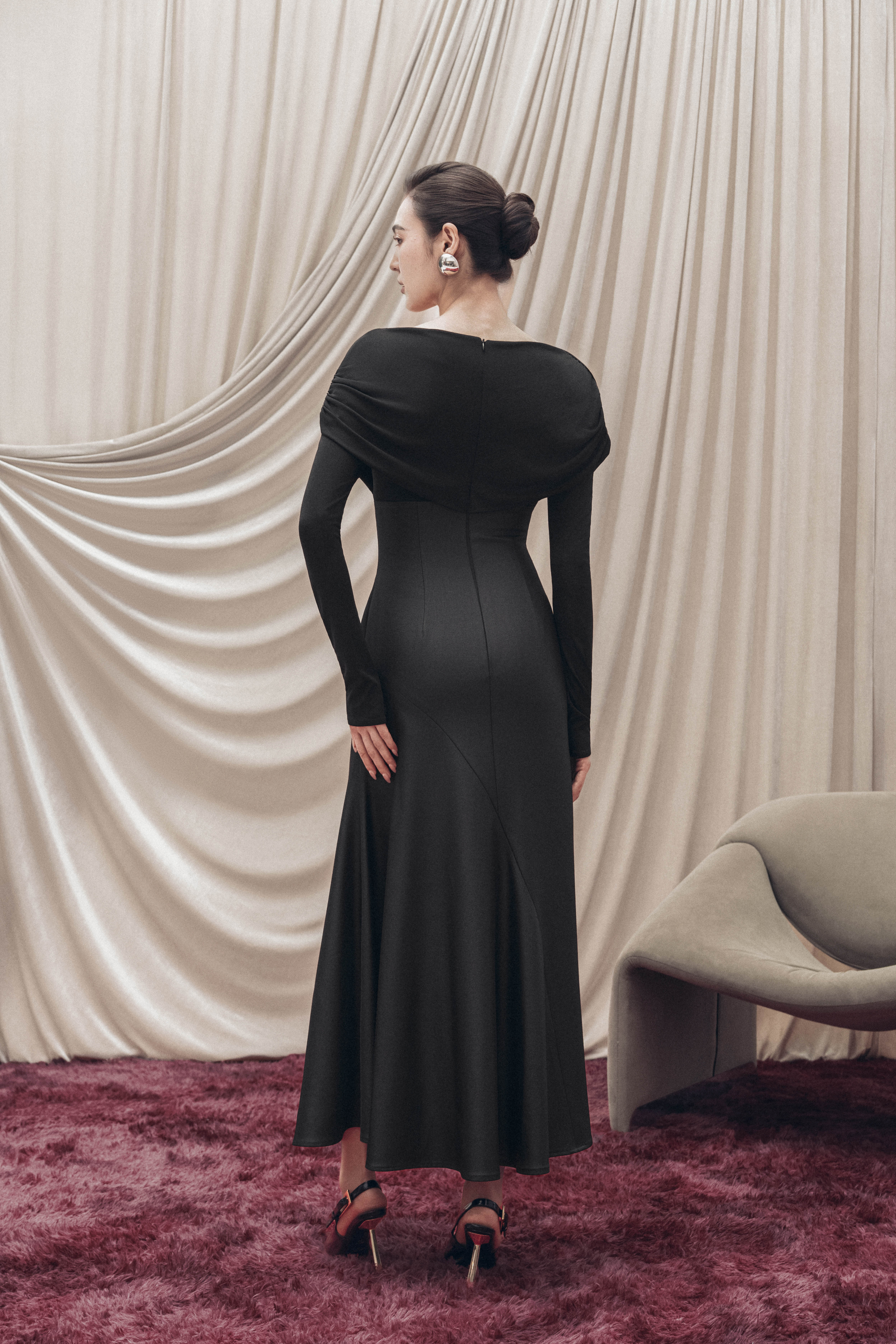Soft-Drape Mermaid Dress in Black