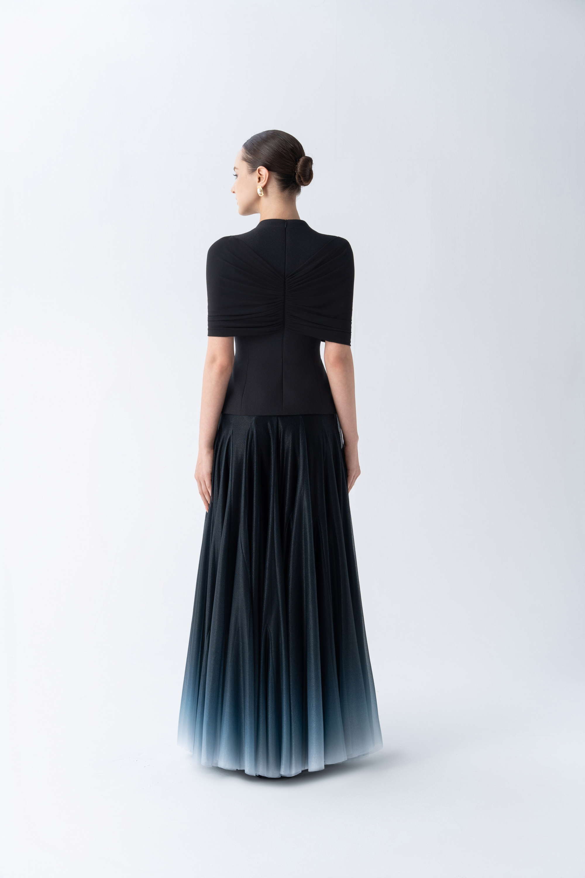 Halo Peplum Top & Ombre Horizon Skirt