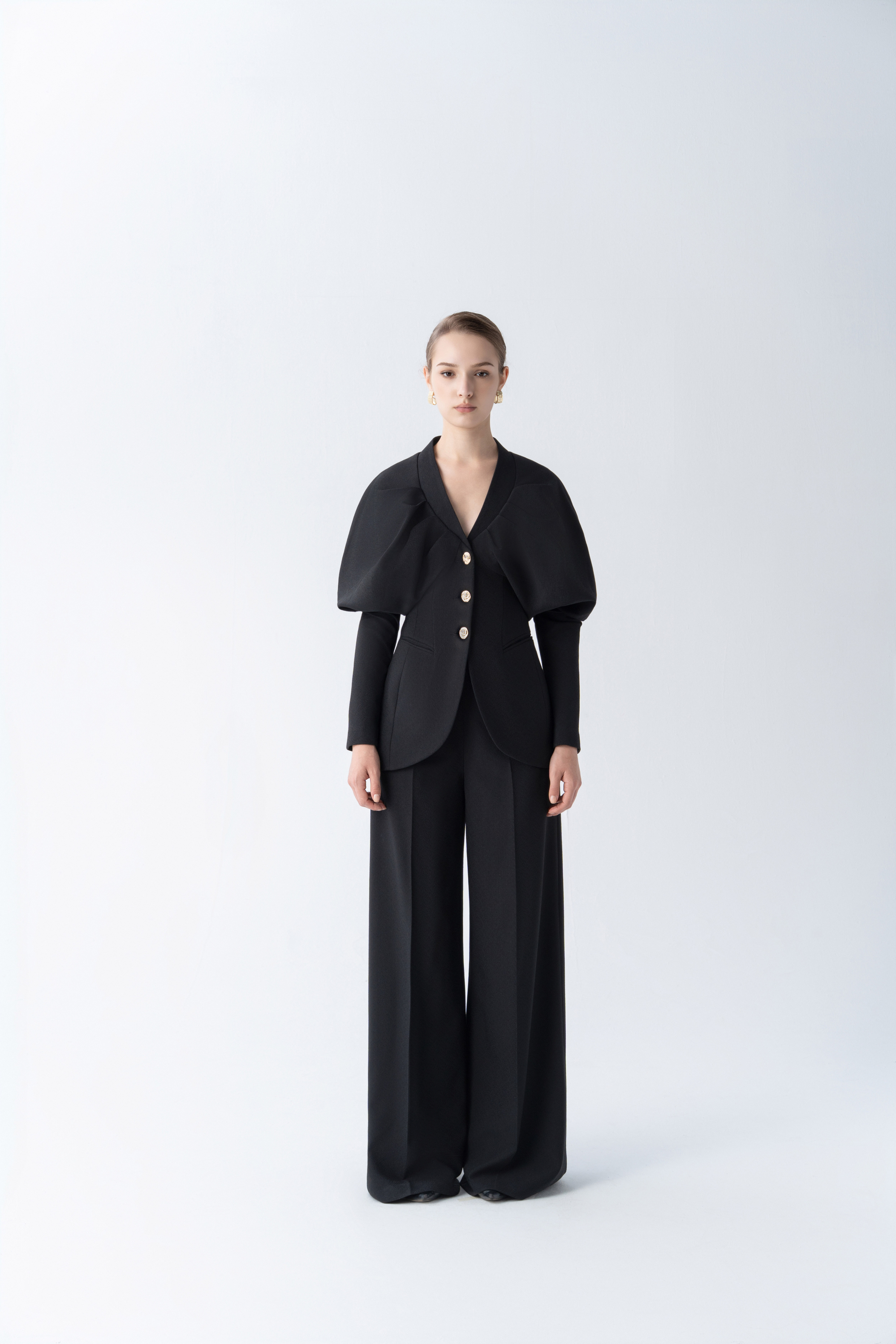 Luna Sculpted Blazer & Classic Pants