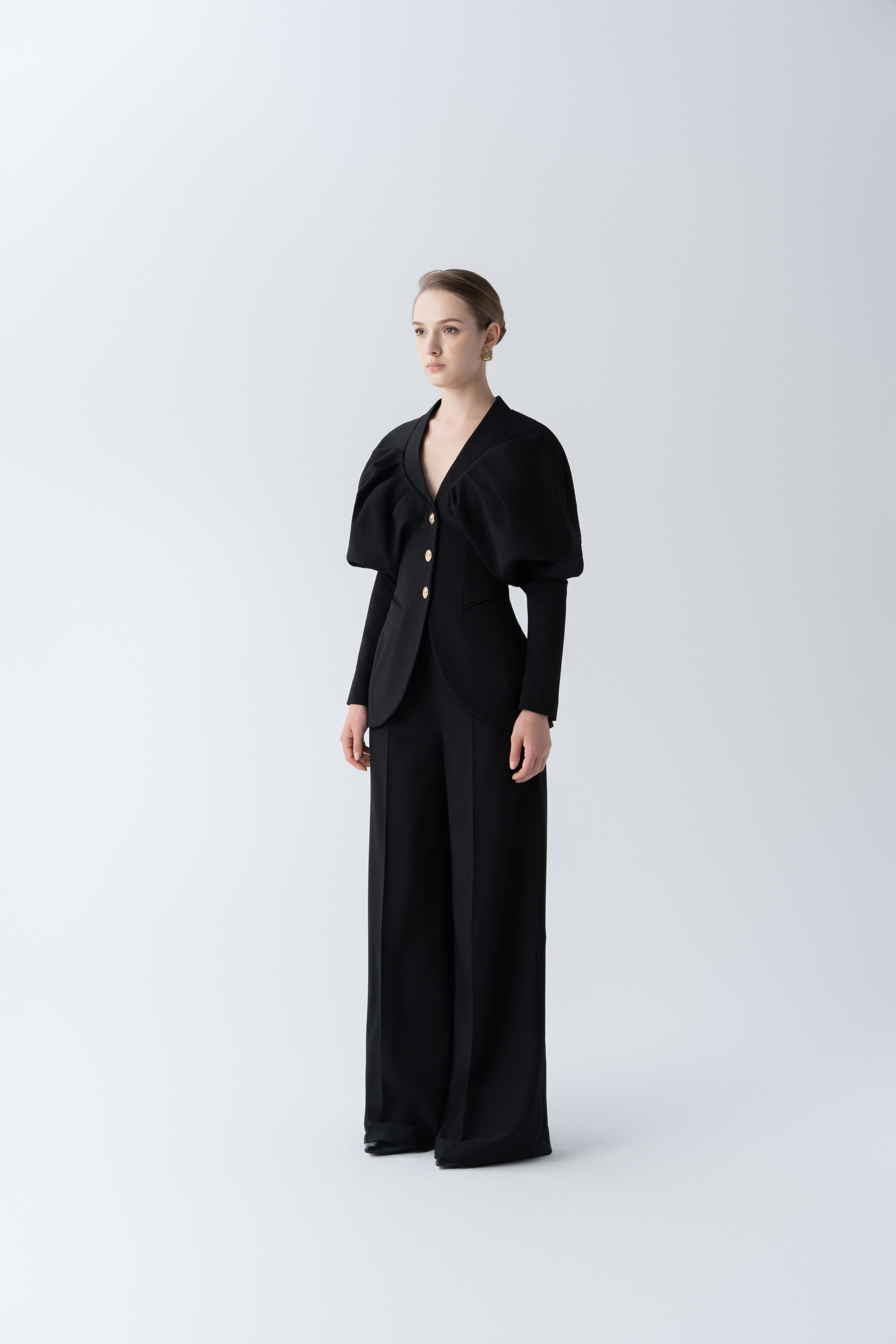 Luna Sculpted Blazer & Classic Pants