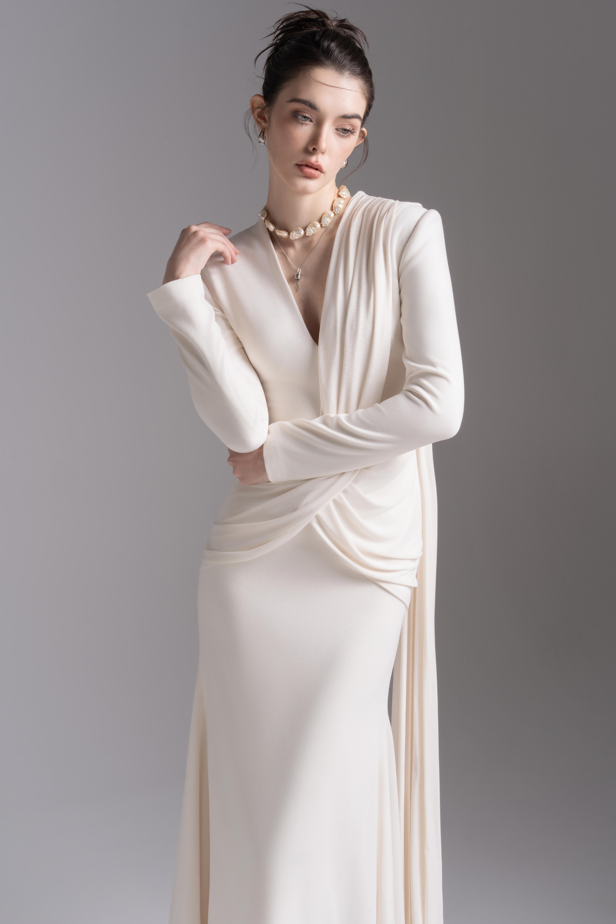 Vest Grace Gown in Light Cream
