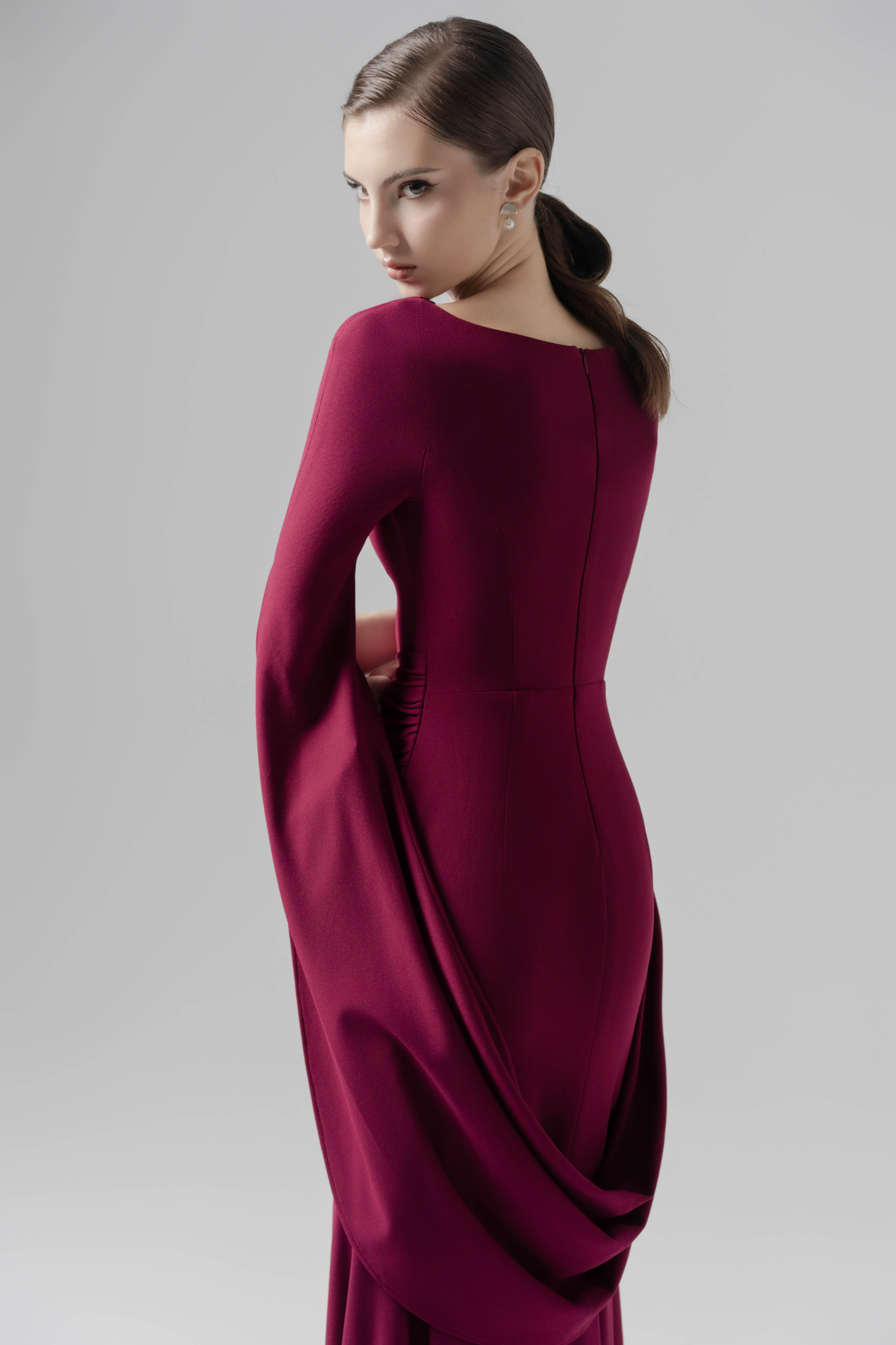 Moonlit Gaze Dress in Claret