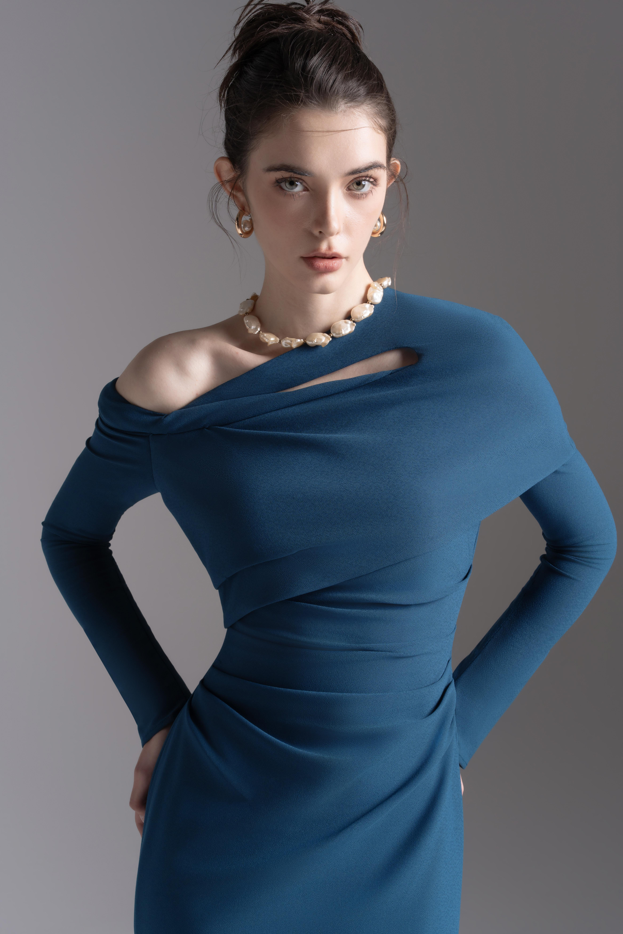 silhouette mermaid dress Twist Silhouette Dress