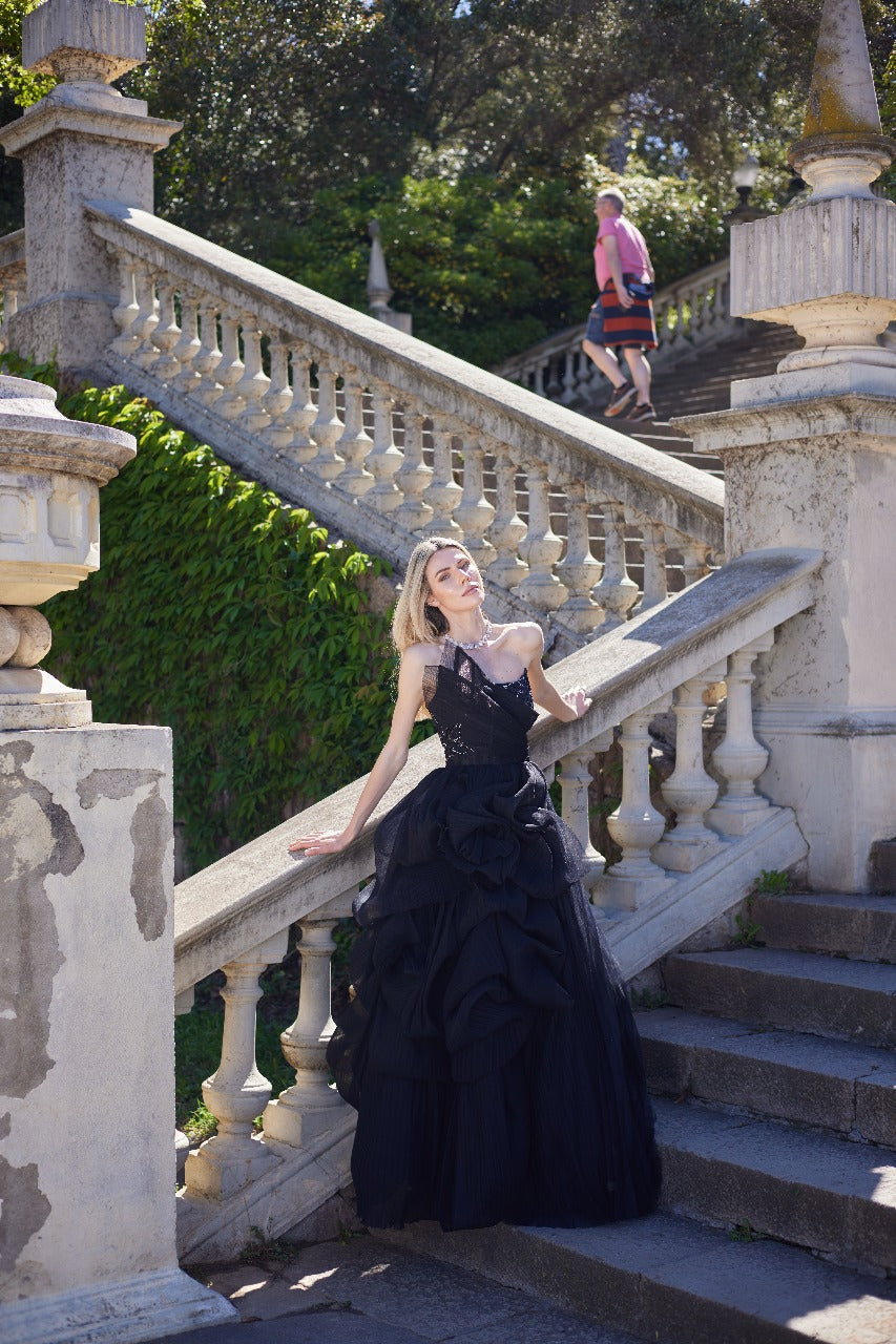 Li Beirut M1168 – One-Shoulder Pleated Tulle Couture Gown in Champagne & Black