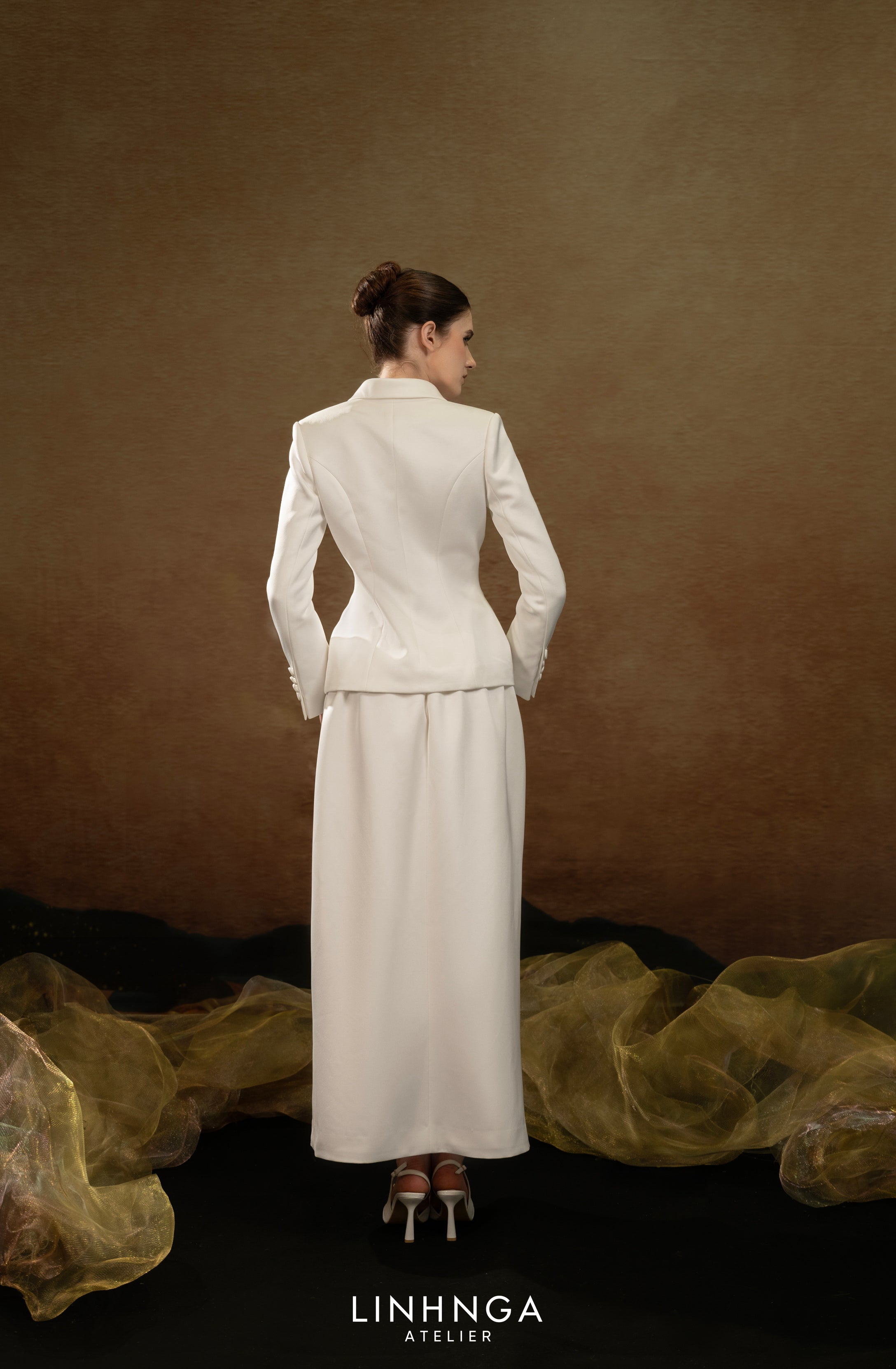 Linh NgaRD005 – Timeless Ivory Tailored Elegance