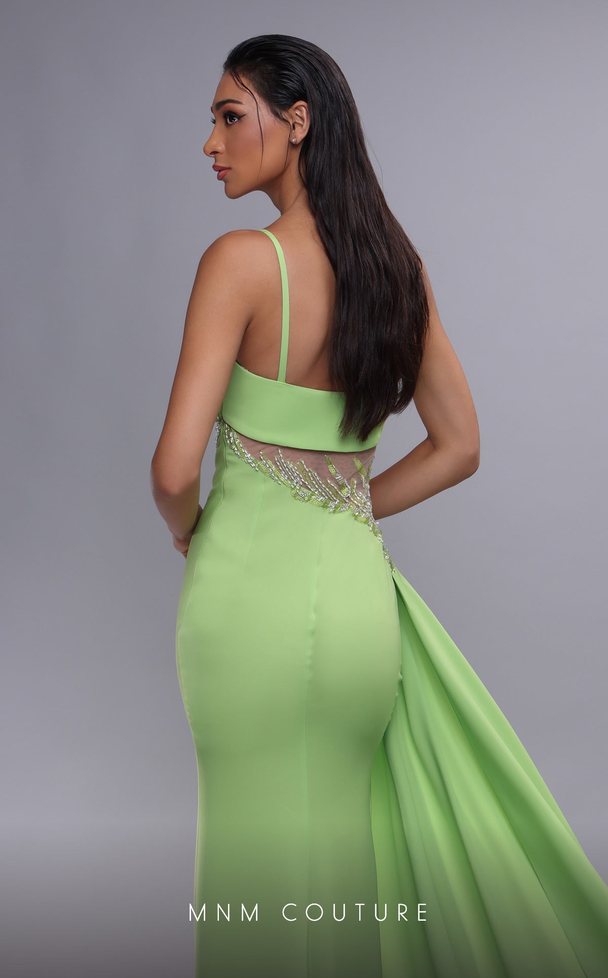 MNM Couture K4081