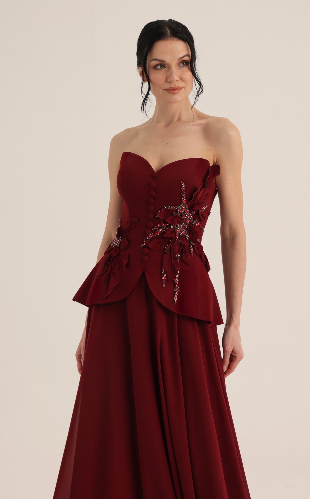 MNM Couture O07815