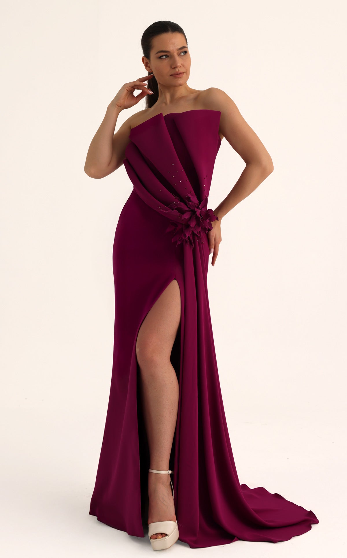 MNM Couture O07818