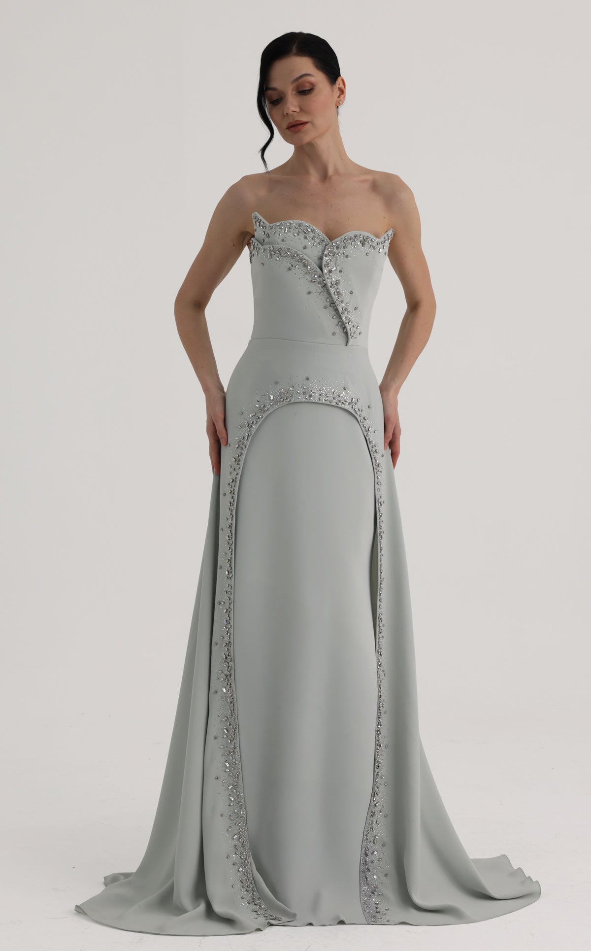 MNM Couture O07828