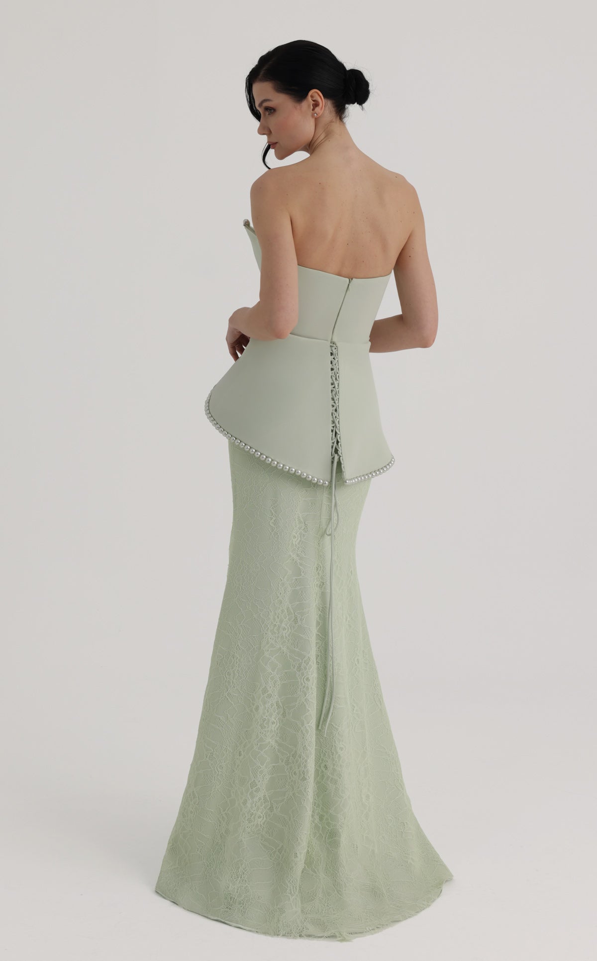 MNM Couture O07829