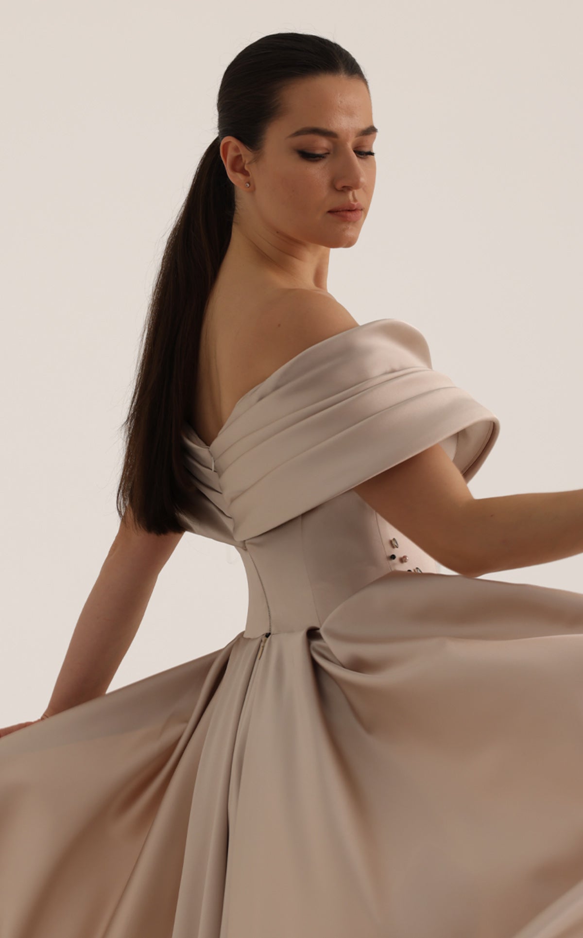 MNM Couture O07834