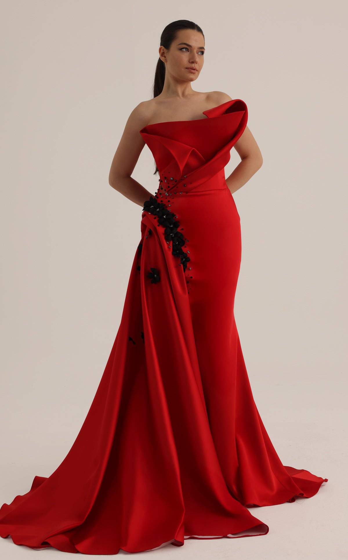 MNM Couture O07840