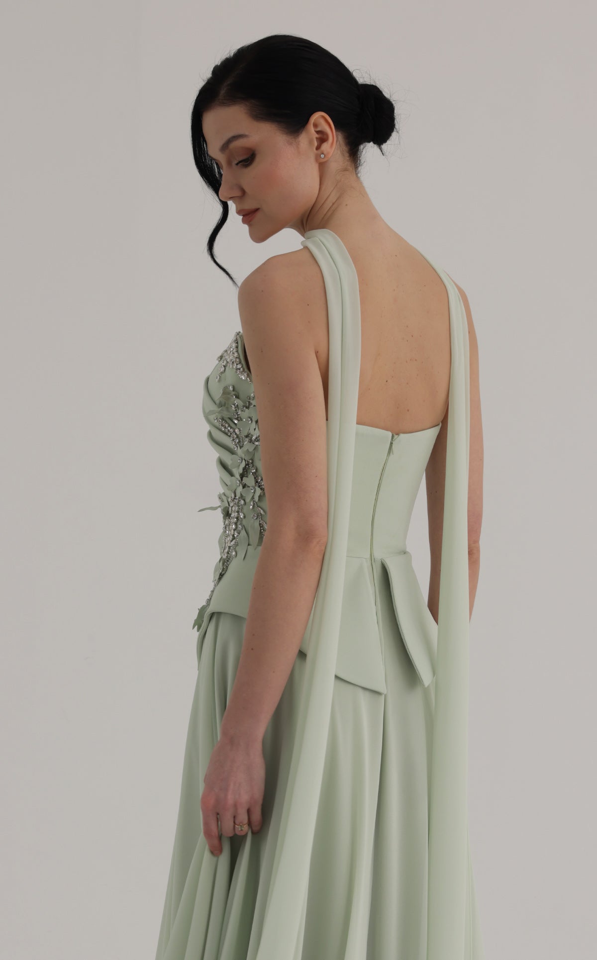 MNM Couture O07856