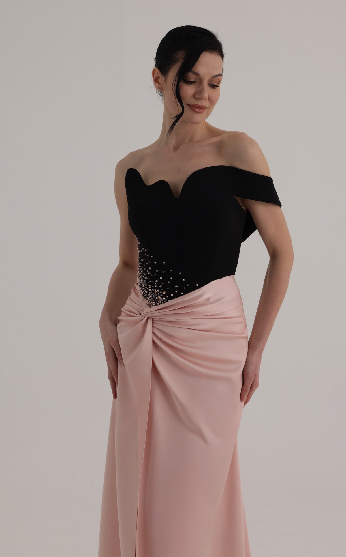 MNM Couture O07870