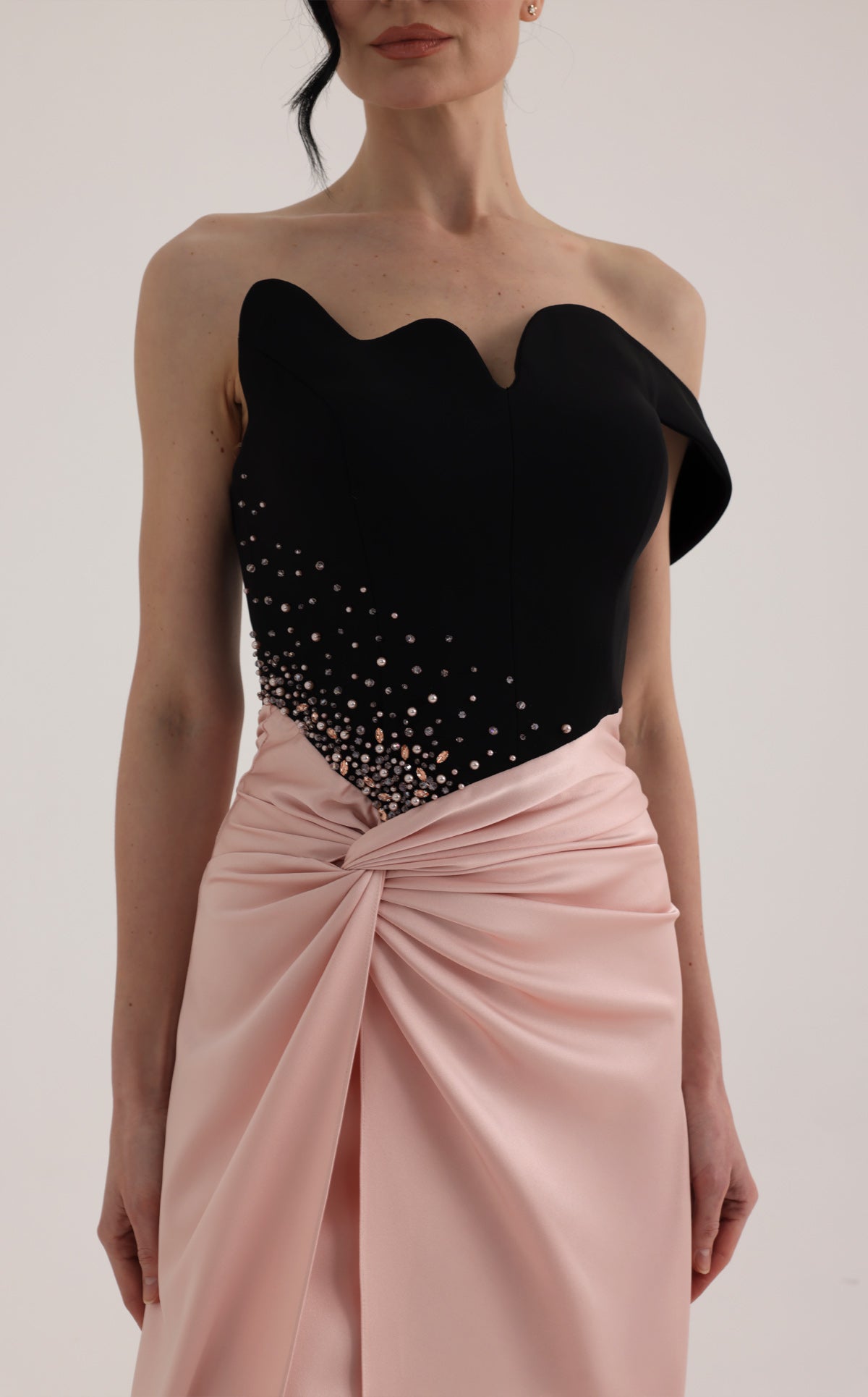 MNM Couture O07870