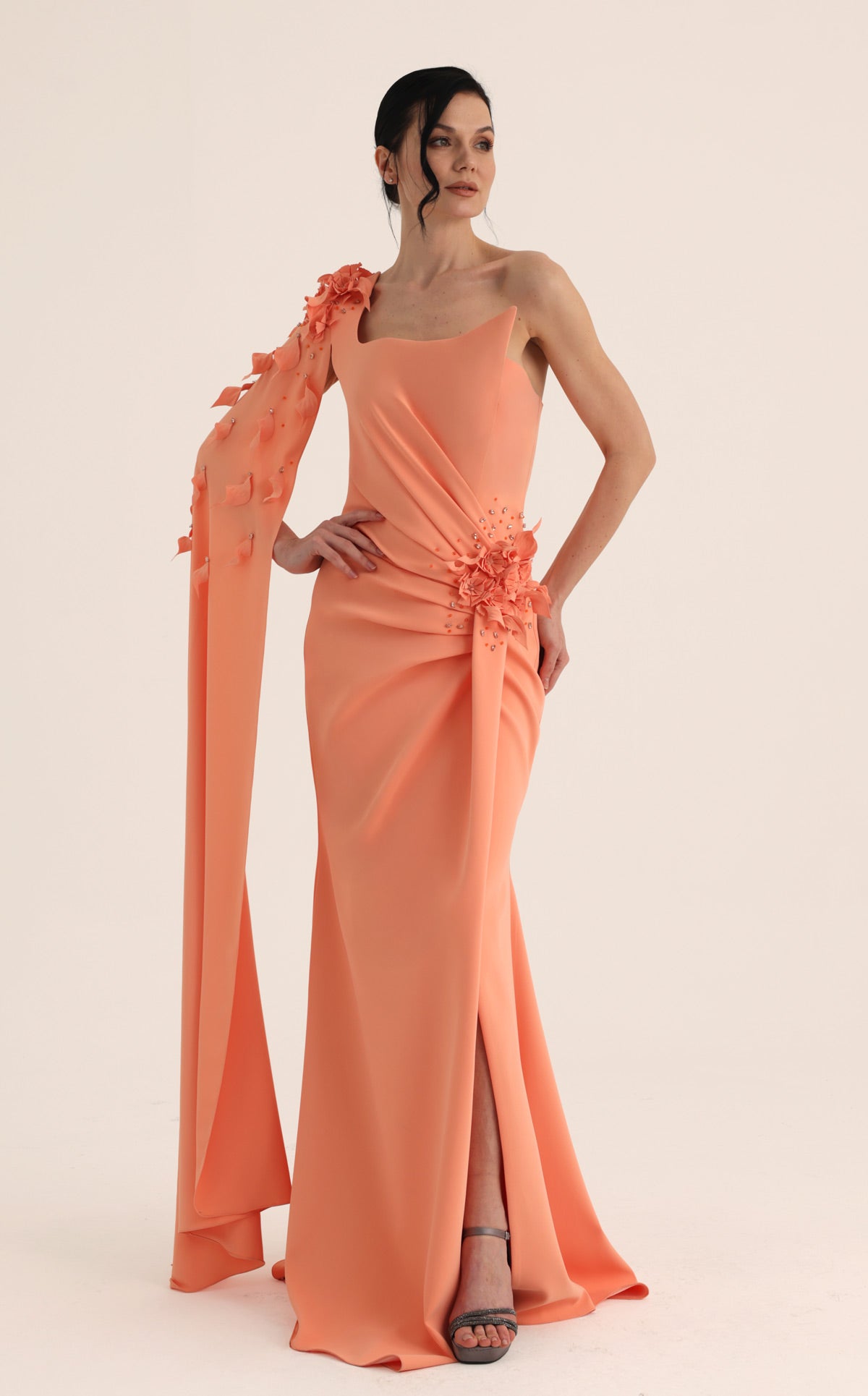 MNM Couture O07883