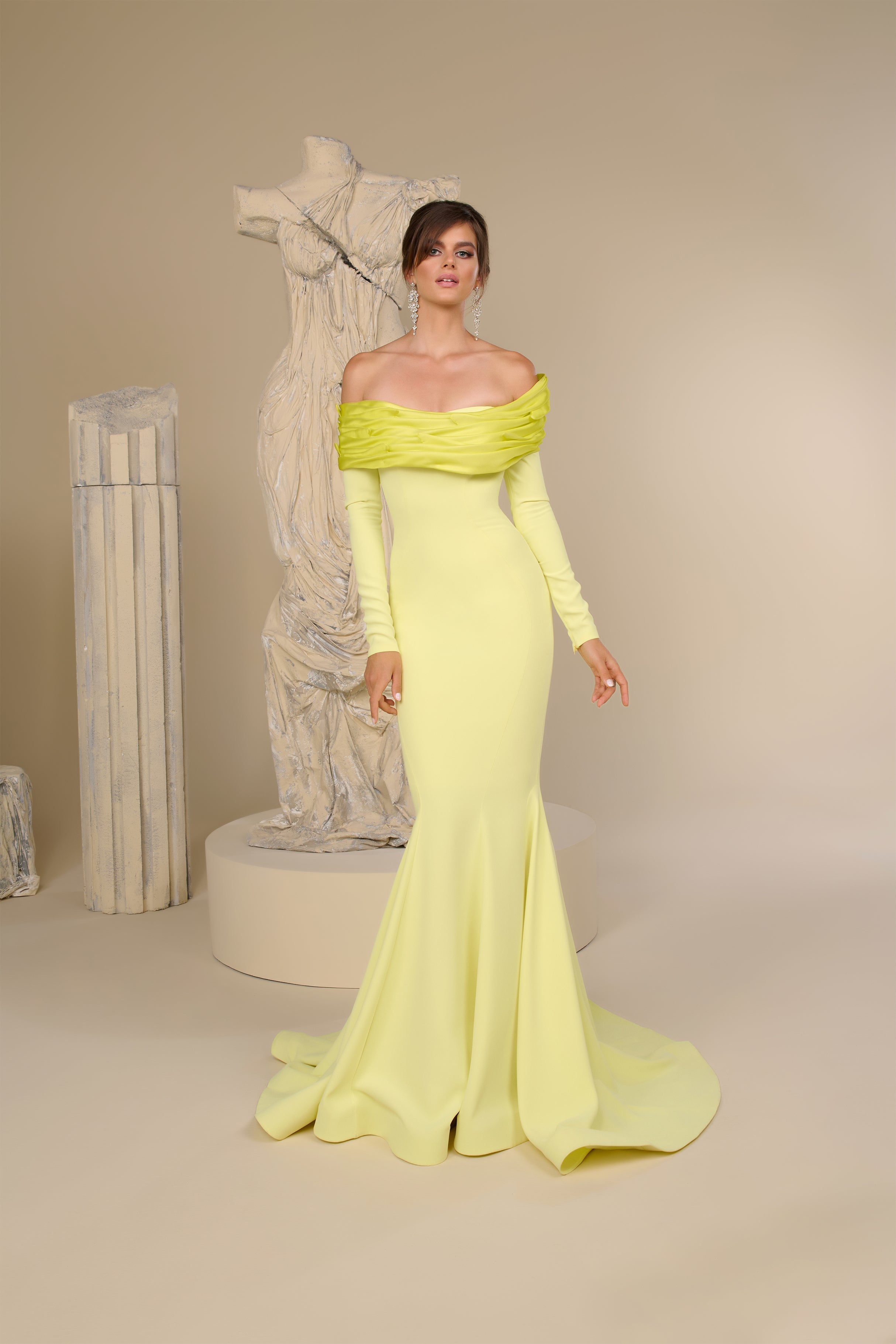 Mesmerizing Mermaid Elegance in Fuchsia and Olive Where to buy F02928