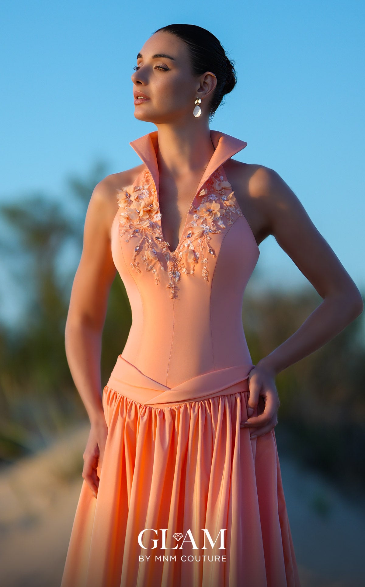 MNM Couture O09002