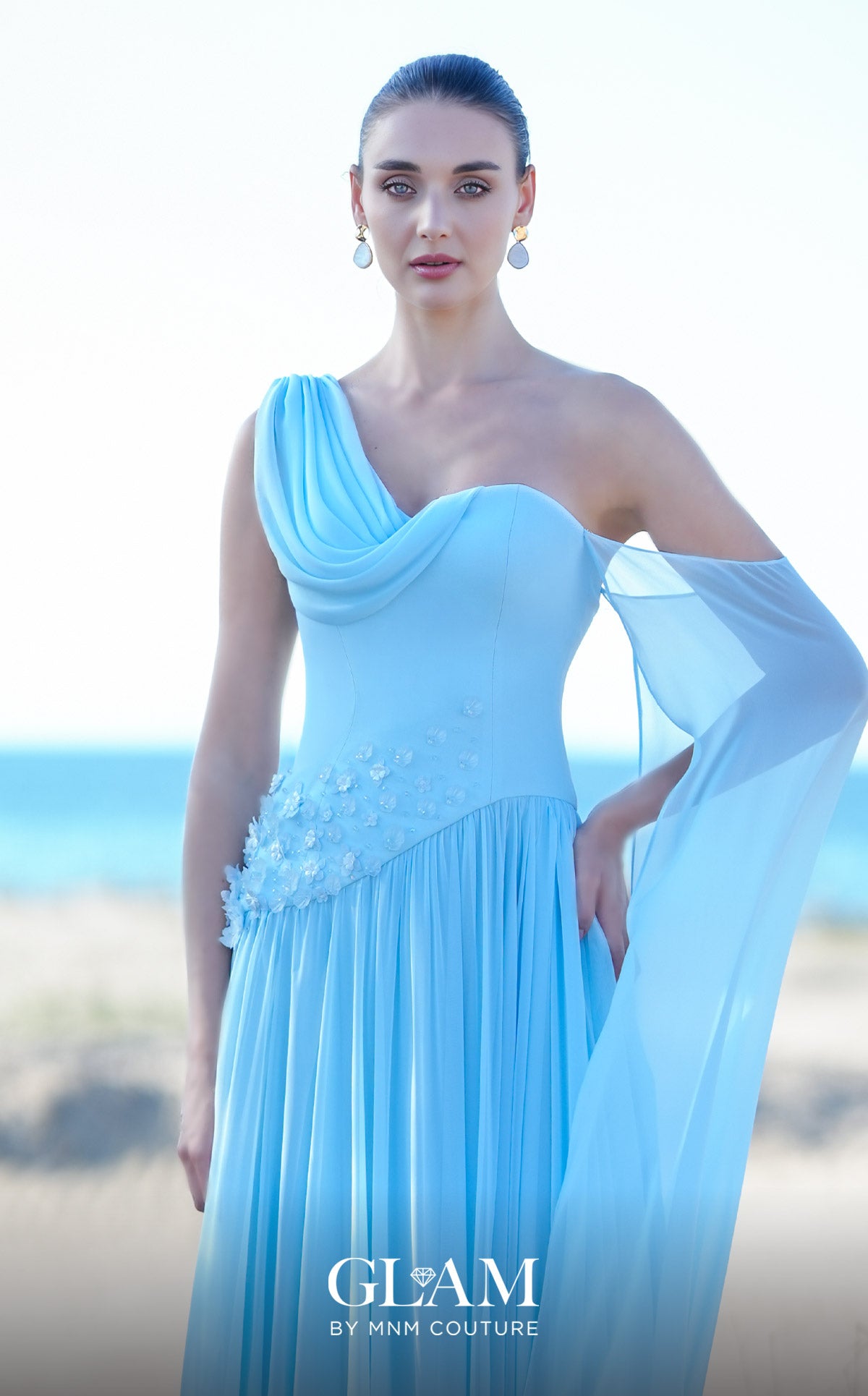 MNM Couture O09003