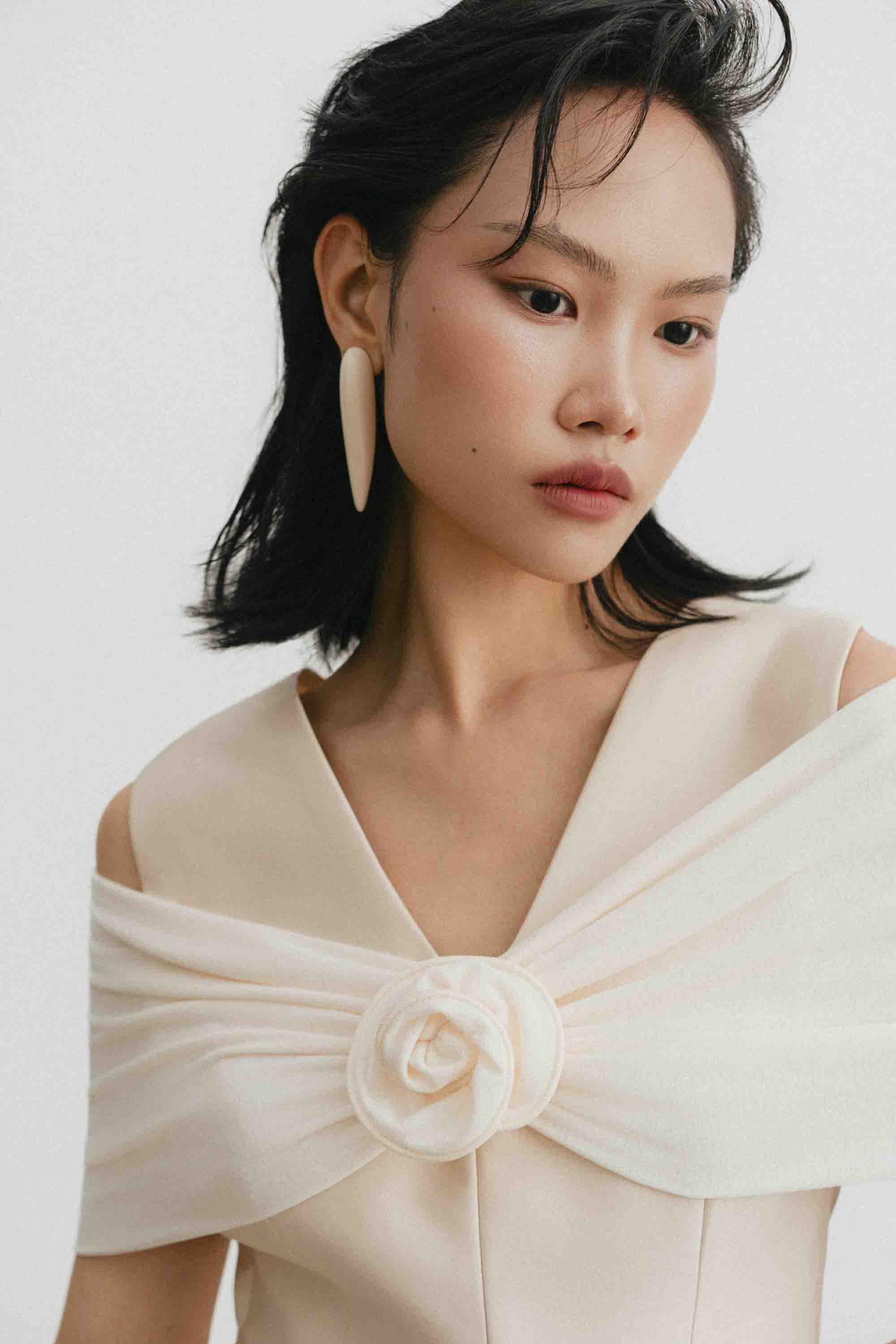 Off-Shoulder Draped Set Design