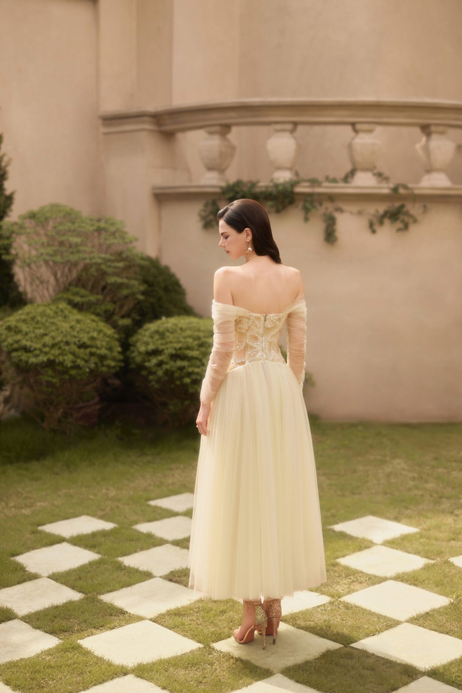 REGINA DRESS image 1