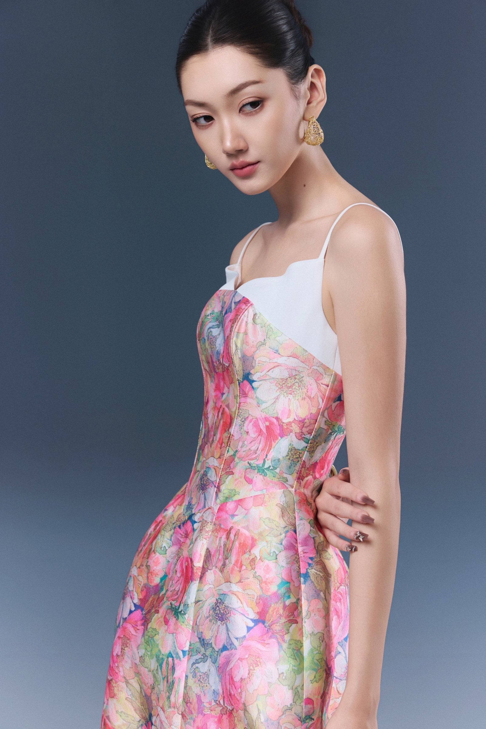 RINA DRESS image 3