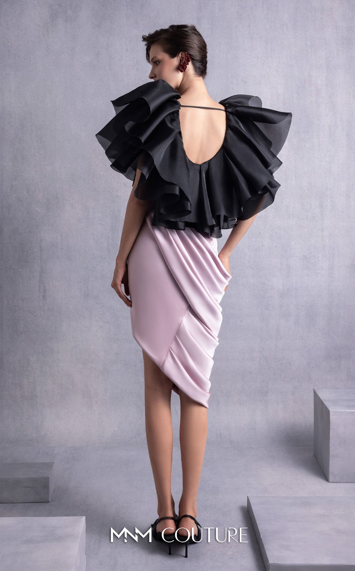 Style GOS2503 Exaggerated Shoulders Black Layered Organza Ruffle Top Satin High-Low Skirt
