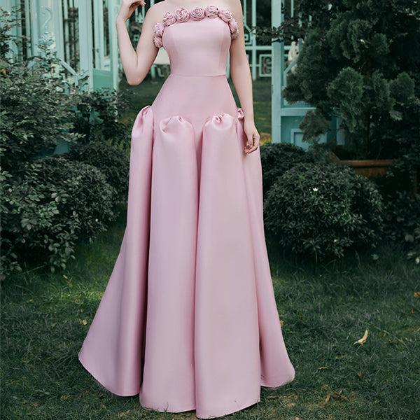 Noa Dress – Strapless Rosette Ballgown