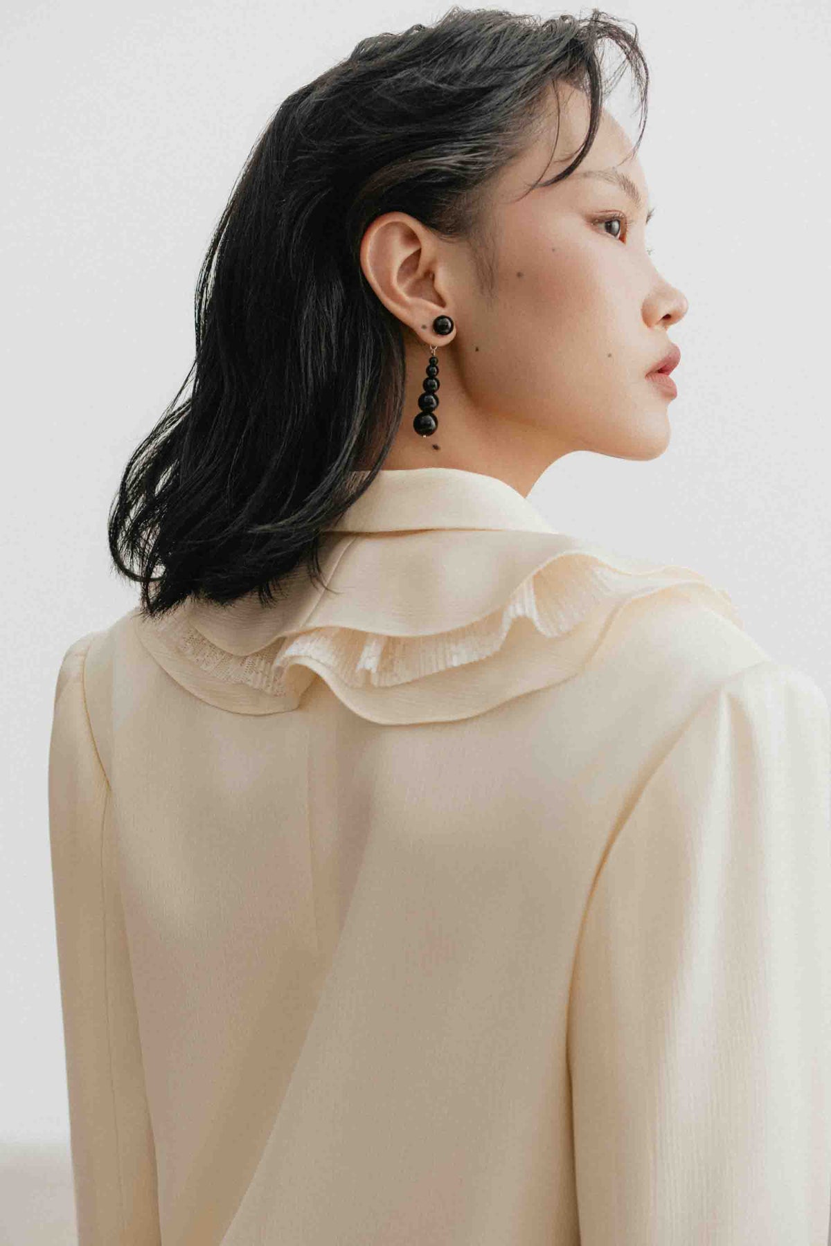 V-Neck Ruffle Set Design