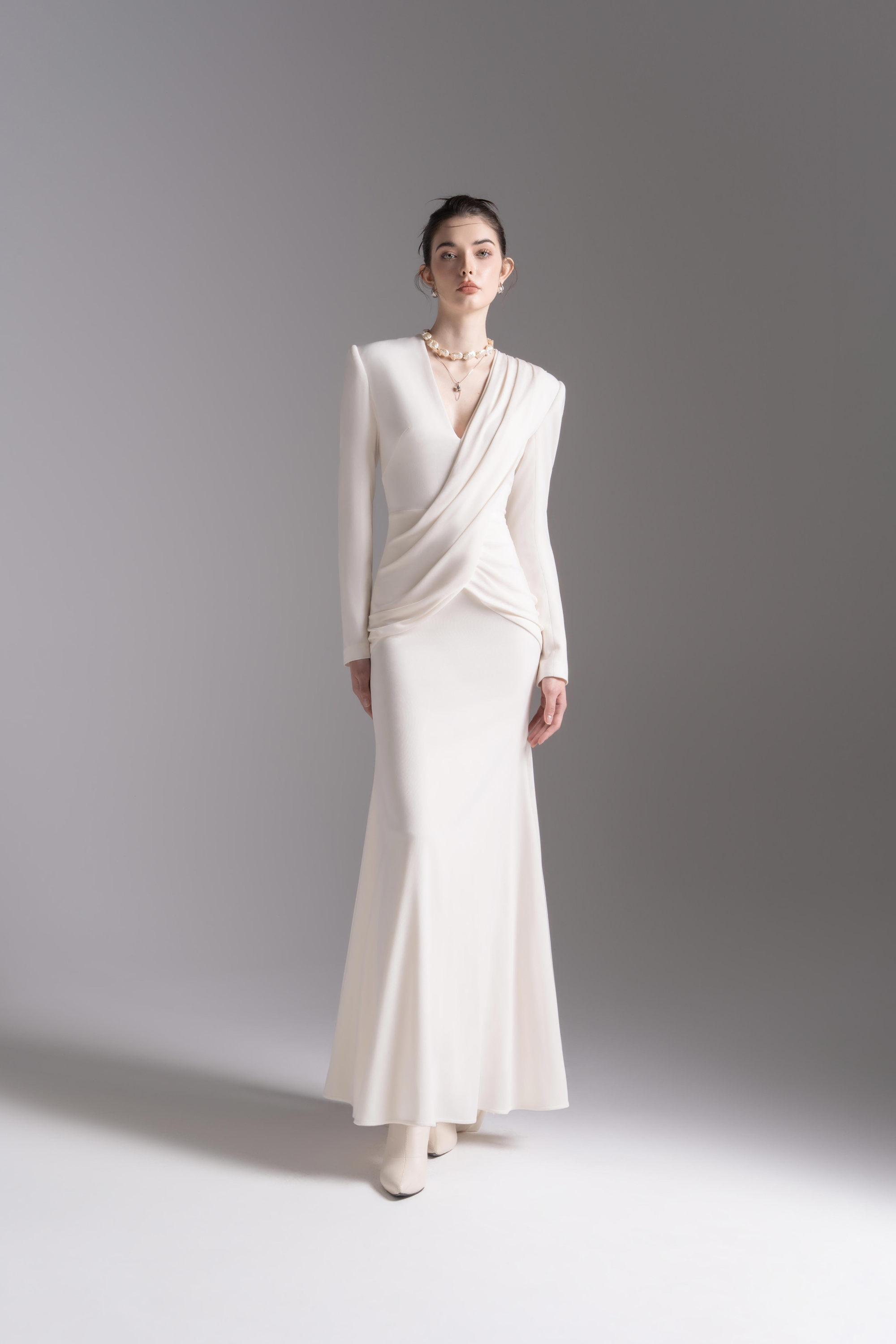 Vest Grace Gown in Light Cream