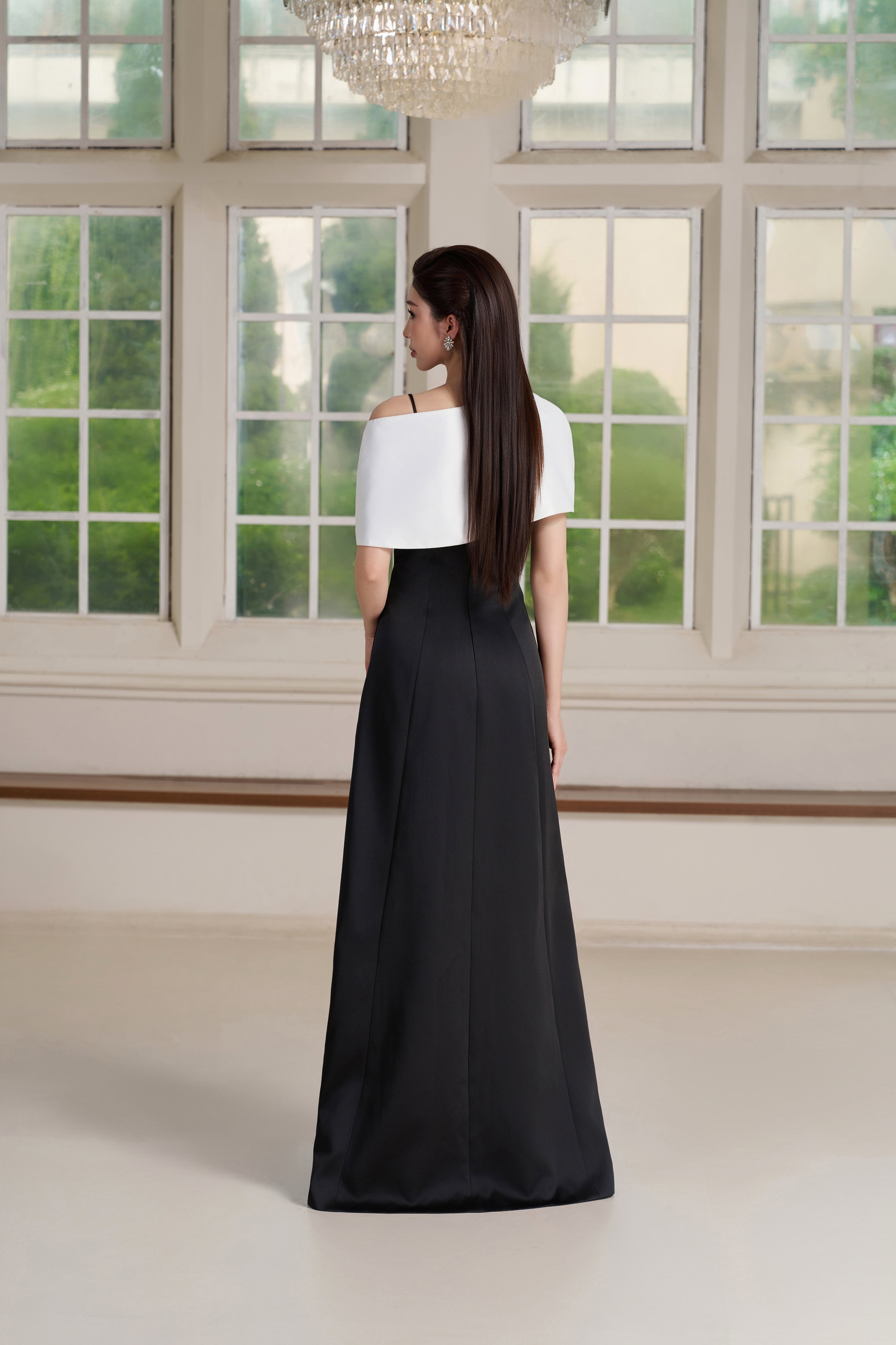 Via Dress – Black Maxi Dress