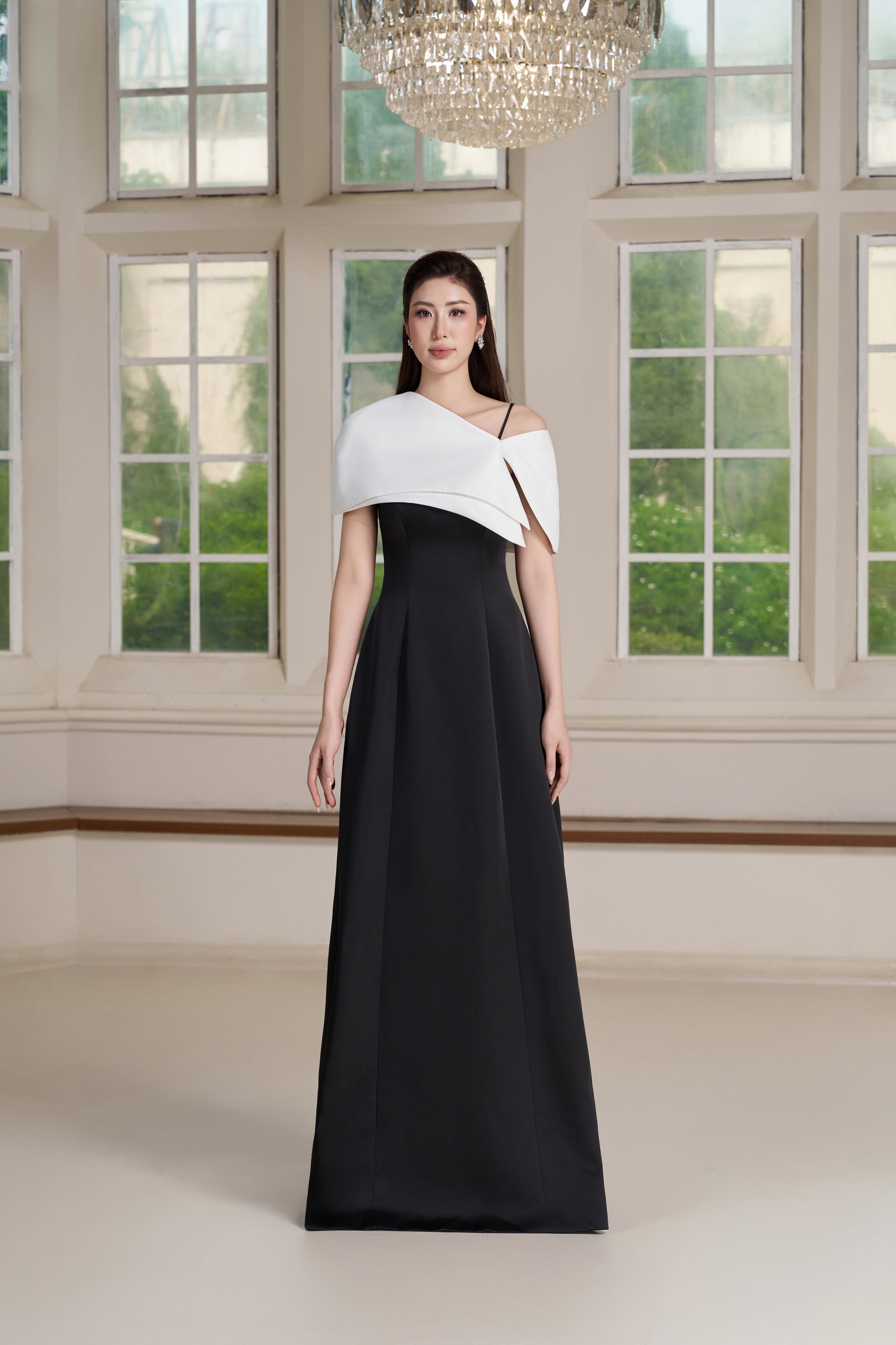 Via Dress – Black Maxi Dress