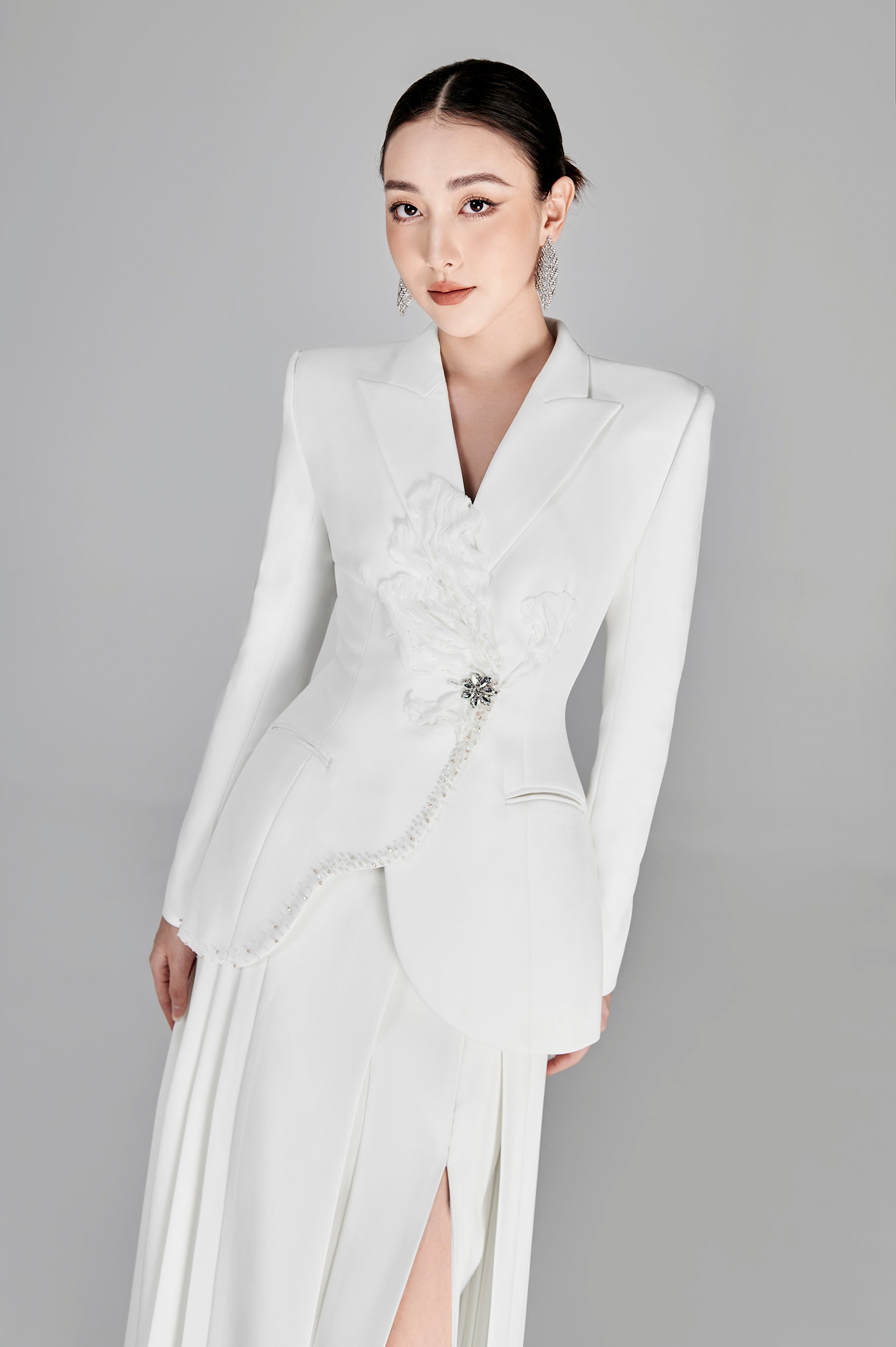 Korey White Floral 3D Blazer