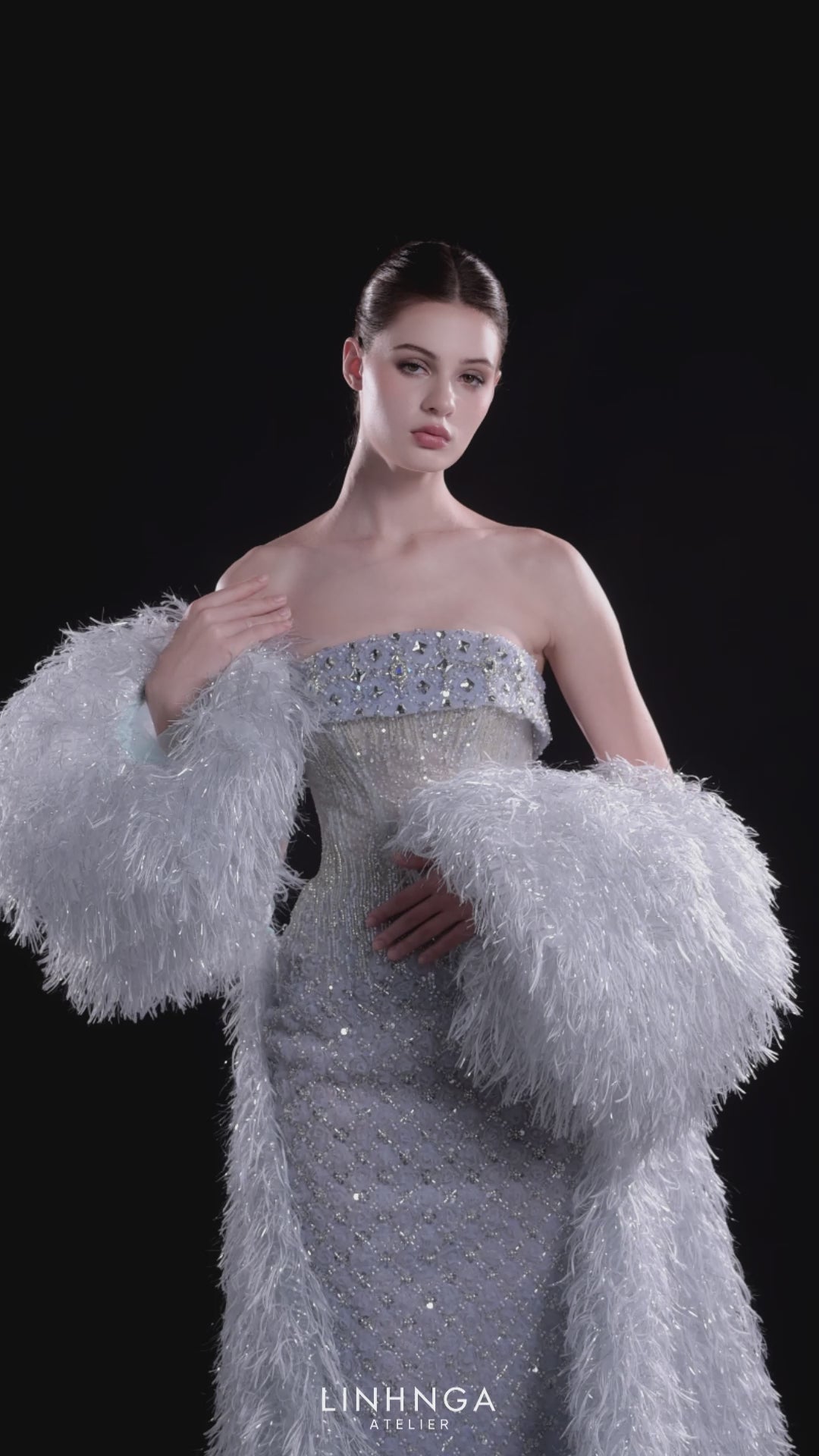 Linh Nga LMBCT299 – Limited Edition Fishtail Ballgown + Cape — product video