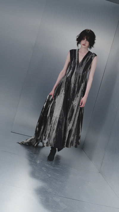 Monochrome Ripple Dress — GVLUX product video